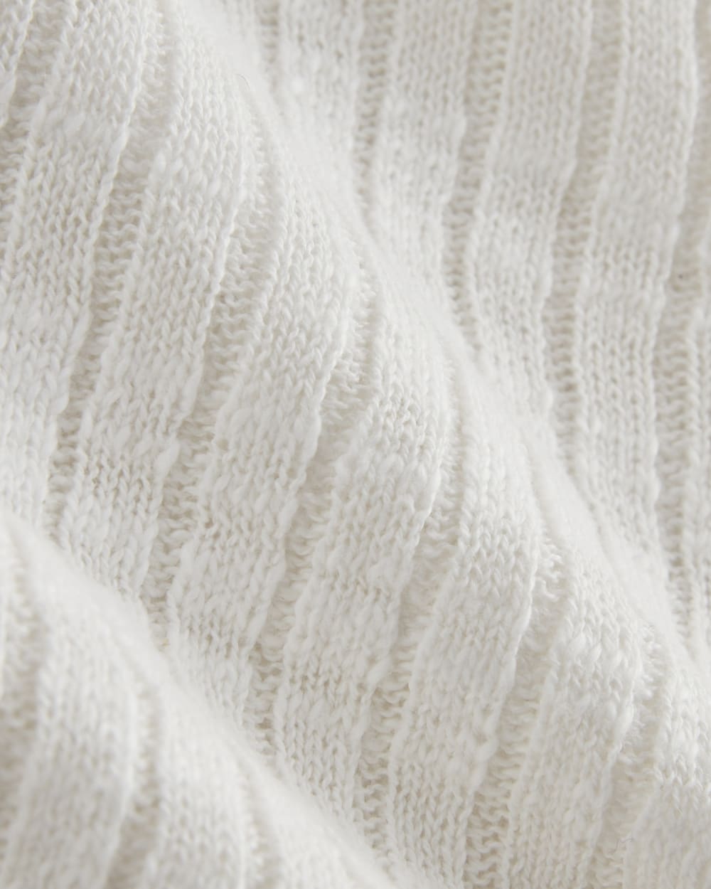 The Ribbed Cardigan in Cotton Linen | White